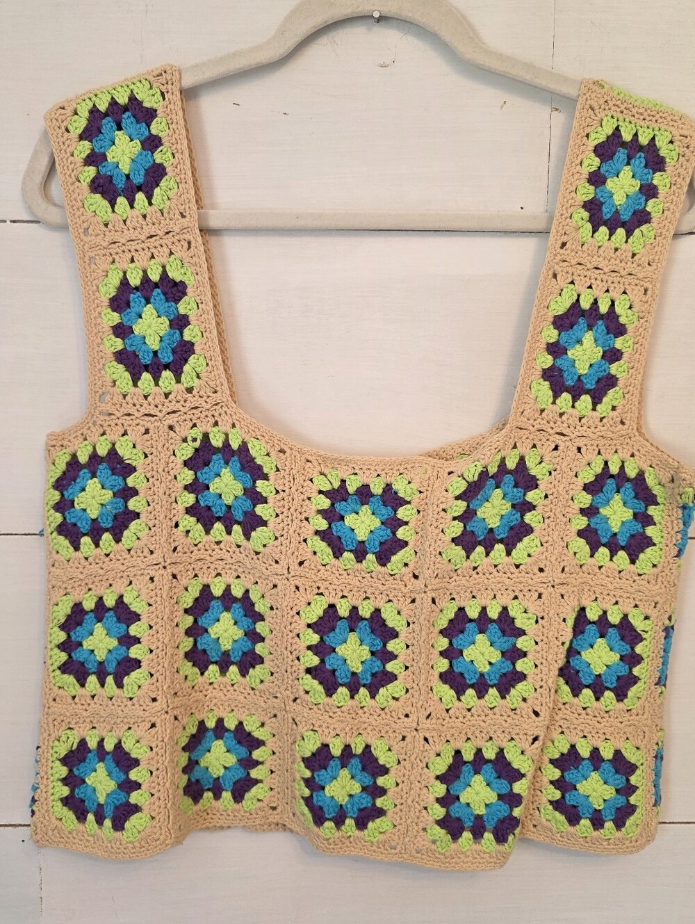 Beautiful Zara Granny Square Tank - Picture 3 of 5